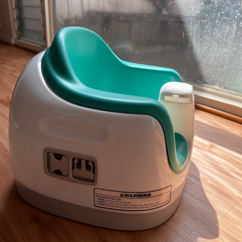 Bumbo multi seat with tray